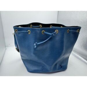 Louis Vuitton Petit Noe Bucket Bag Toledo Blue Epi Leather Vintage AR0934 France